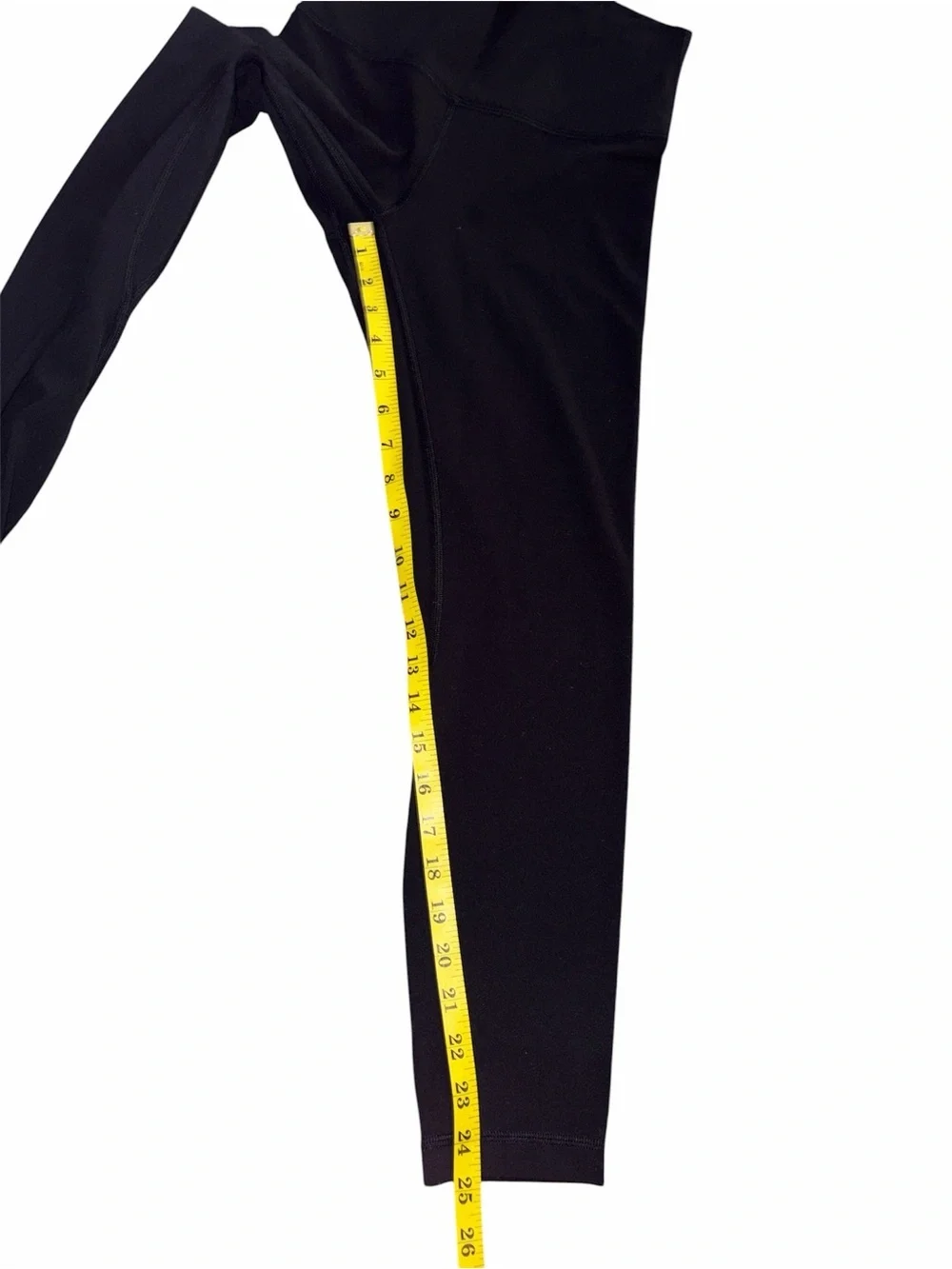 lululemon athletica Black Aligh High Rise Leggings Size 6